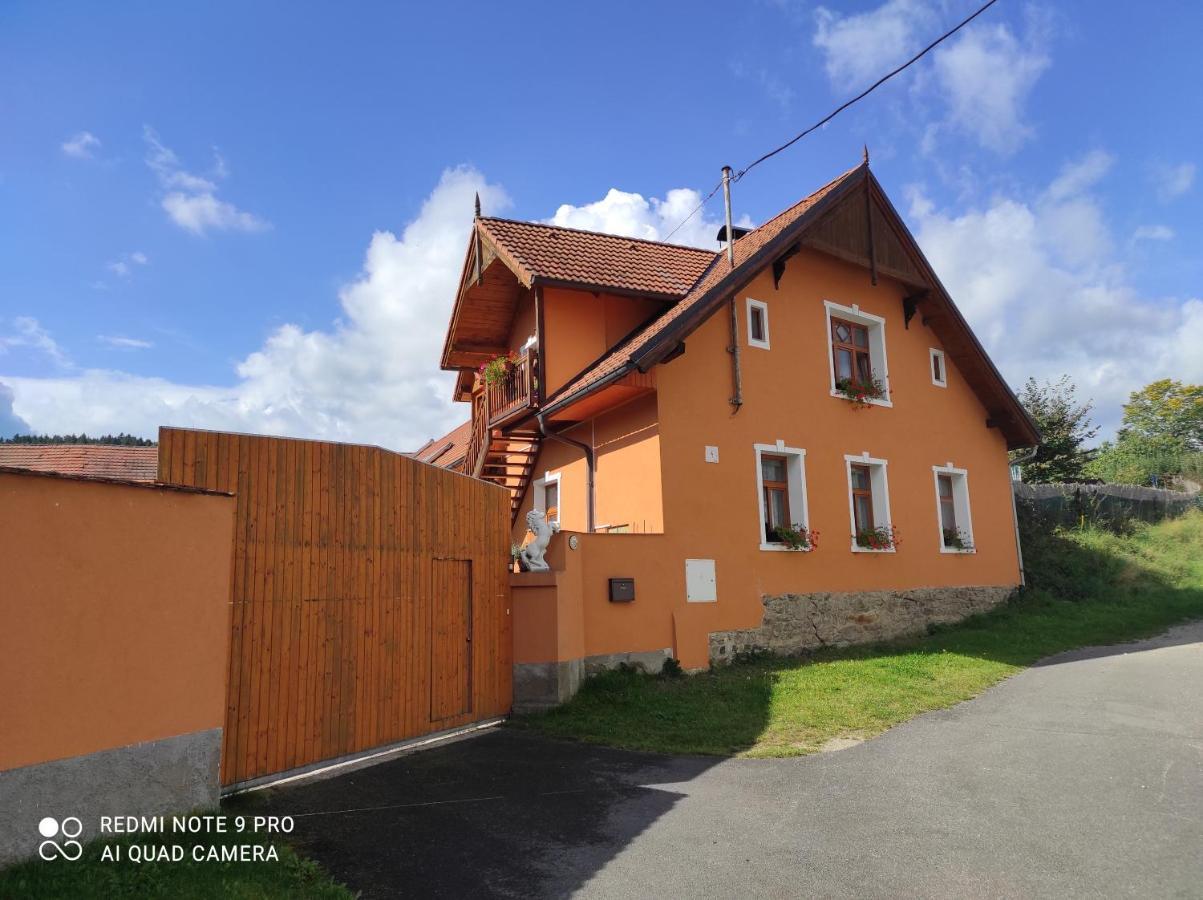 Apartment Pod Sribrnou Horou Lhenice