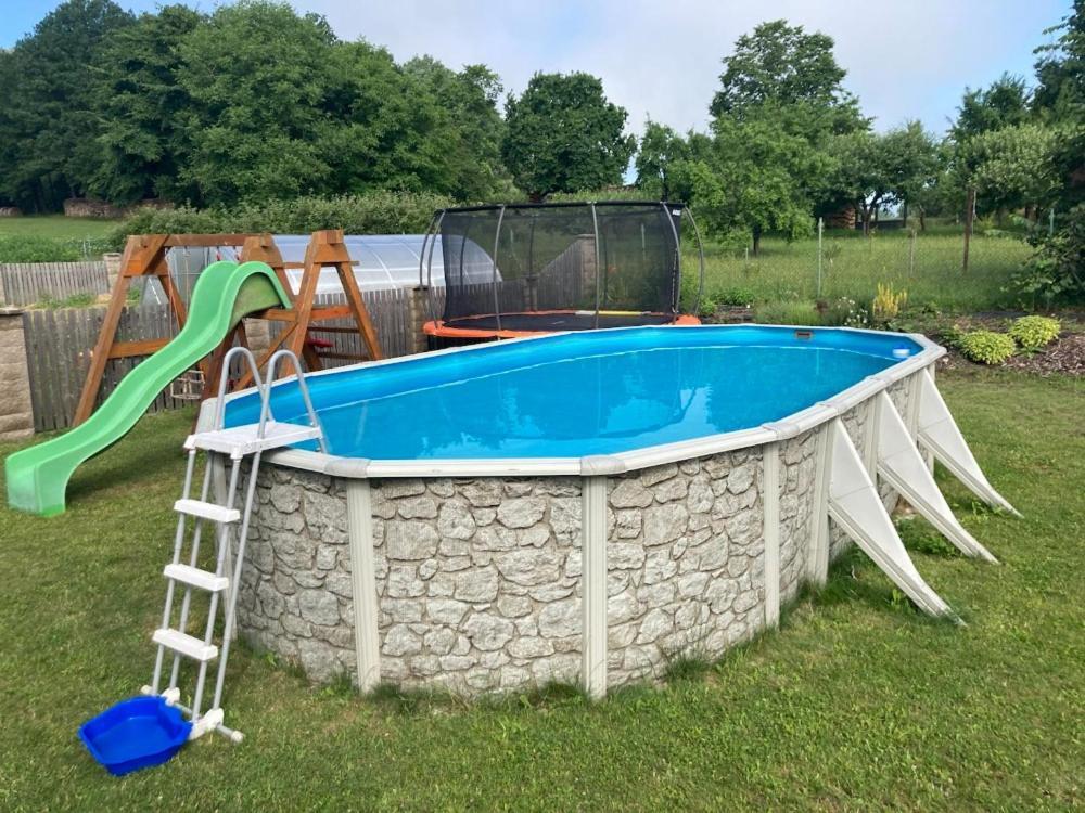 Pod Sribrnou Horou Apartment Lhenice